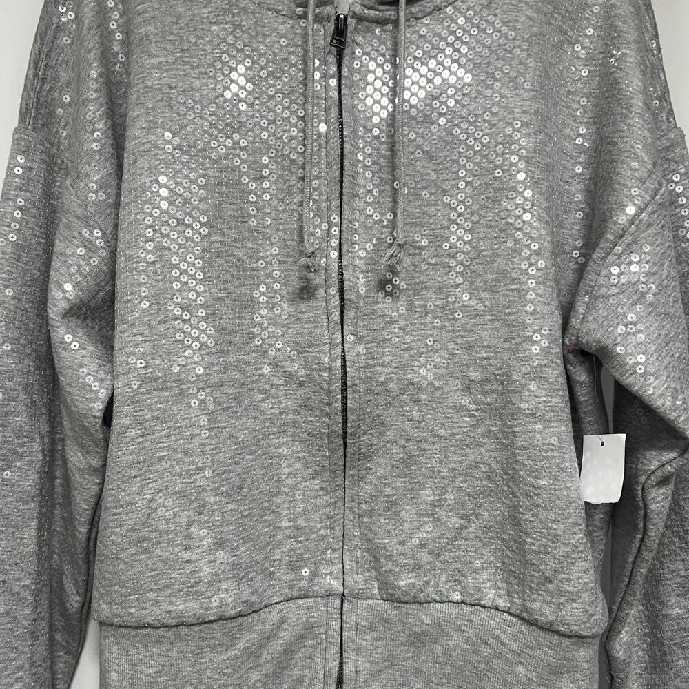 Sold - Picture 2 of 9